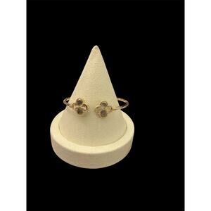 Gold Clover Bangle Bracelet
